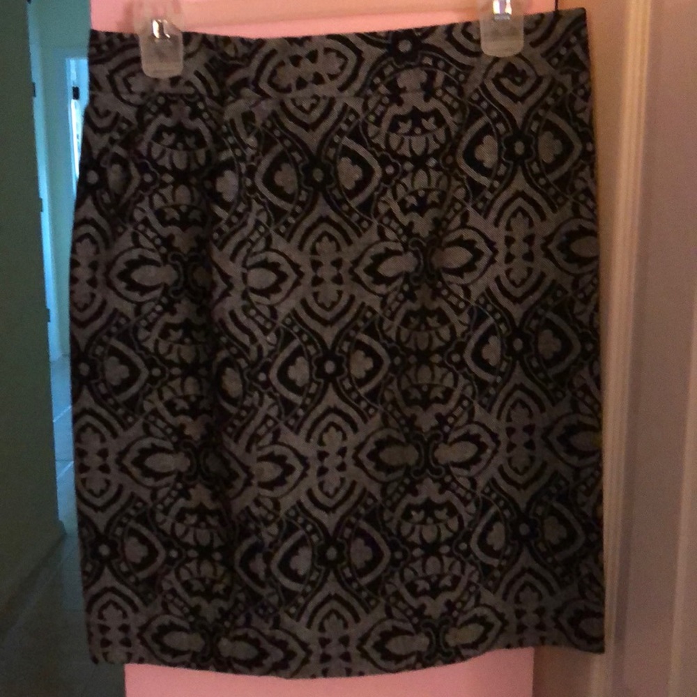 Gray and Black Pattern Petite Pencil Skirt